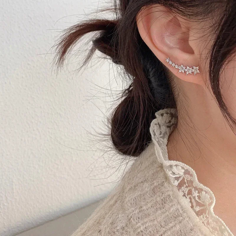 1 Pair Shiny Zircon Star Flower Climbing Earrings for Women Exquisite Sliver Color Crystal Statement Earrings Jewelry Gifts