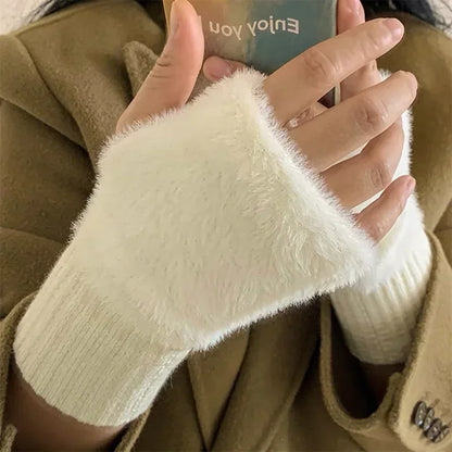 New Solid Color Plush Gloves Women in Autumn and Winter Warm Luxury Woolen Knitted