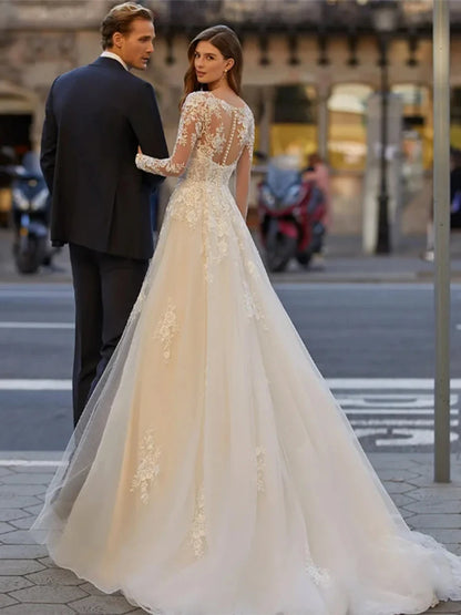 Luxury A Line V Neck Wedding Dresses For Women