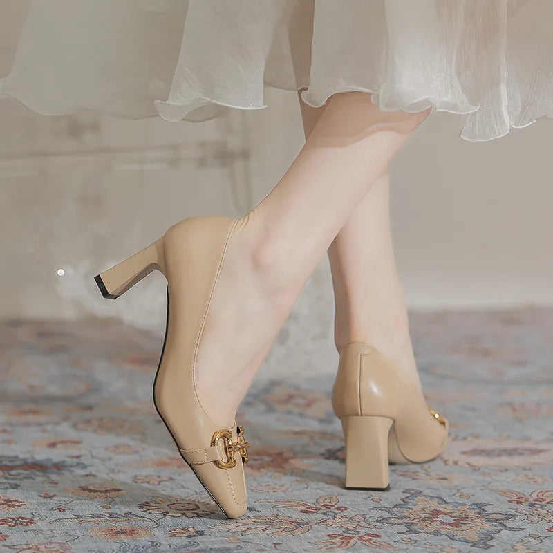 New Horse Title Buckle Temperament Square Toe Single Ladies New French Retro High Heels