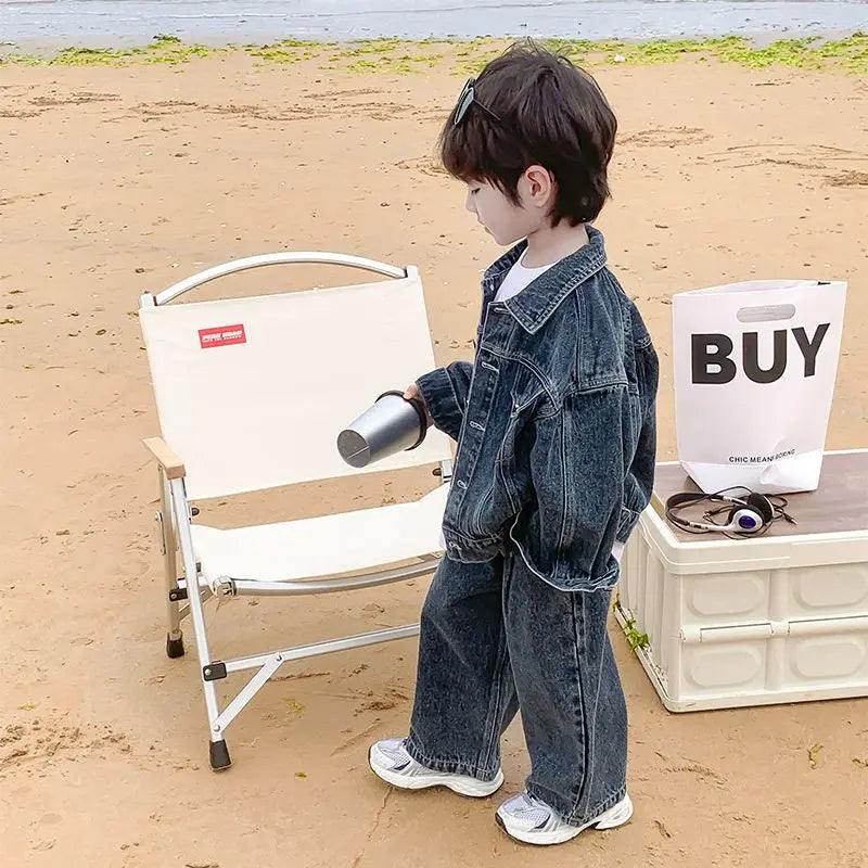 Baby Boys Jeans Sets Fashion Cool Coats Tops Wide Leg Pants 2025 Spring Autumn New Korean Style Childrens Two Piece Sets