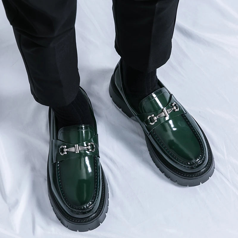Man luxury Brand British Classic Dress Shoes Mens Patent Leather Black Loafers Wedding Shoes Oxford Formal Shoes Glossy Fashion