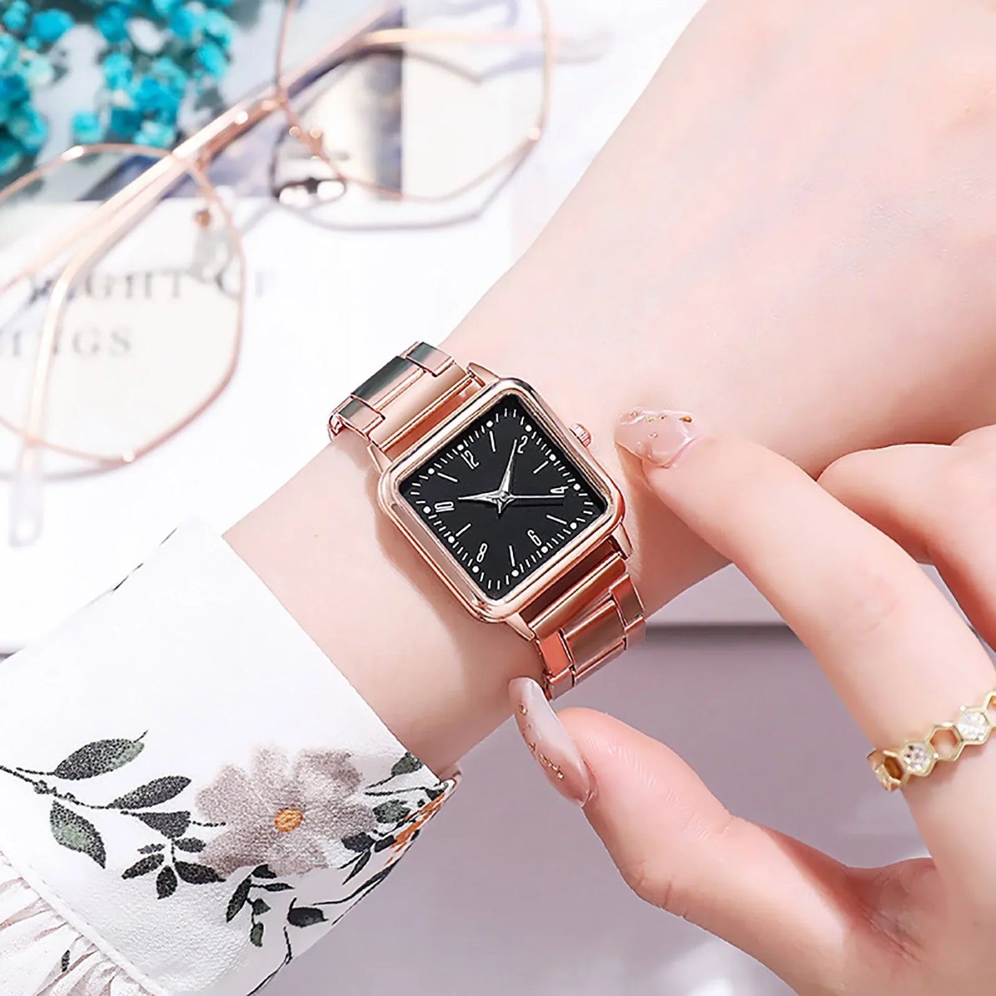 Business Quartz Watch Women Rose Gold Simple Fashion Casual Brand Wristwatch