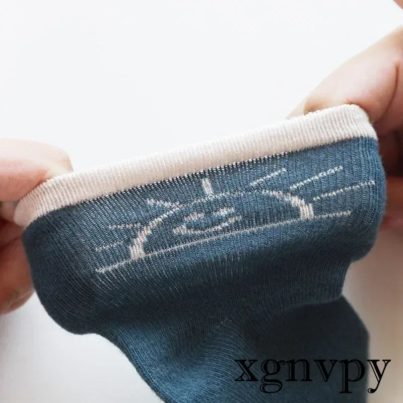 New cartoon midtube children's socks combed cotton socks