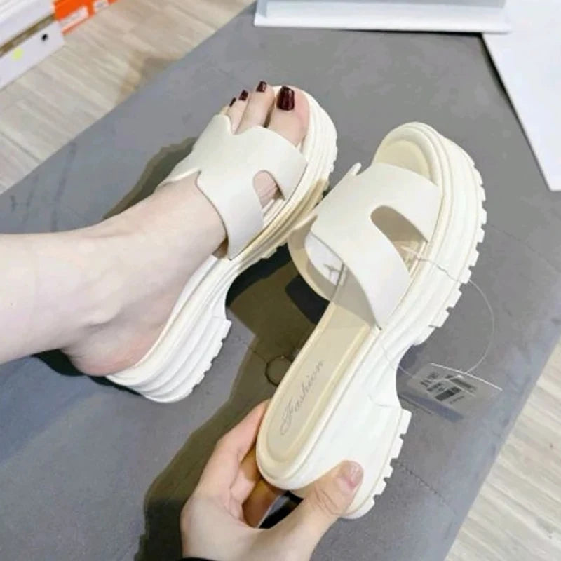 Fashionable One-Line Non-Slip Thick Sole Waterproof Casual Slippers