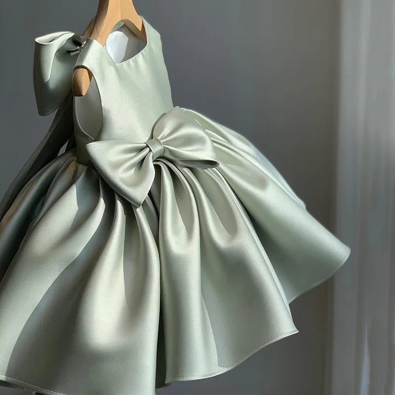 Customized Flower Baby Girls Wedding Birthday Bownot Dresses Clothing Toddler Kids Princess Party Ball Holy Communion Gown