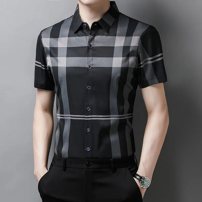 New Men's Business Casual Short Sleeved Shirt No Iron and Wrinkle Resistant Top