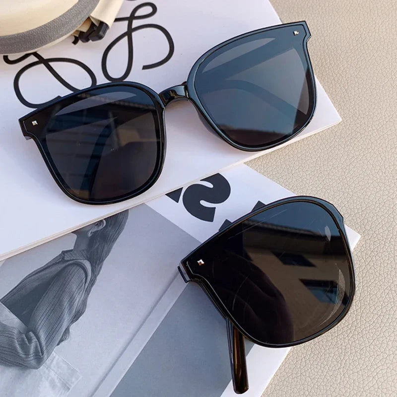 Luxury Fashion Folding Sunglasses  Men Brand Designer Vintage Cat's Eye Sun Glasses Male