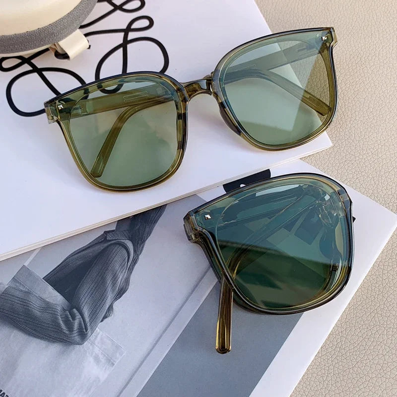 Luxury Fashion Folding Sunglasses  Men Brand Designer Vintage Cat's Eye Sun Glasses Male