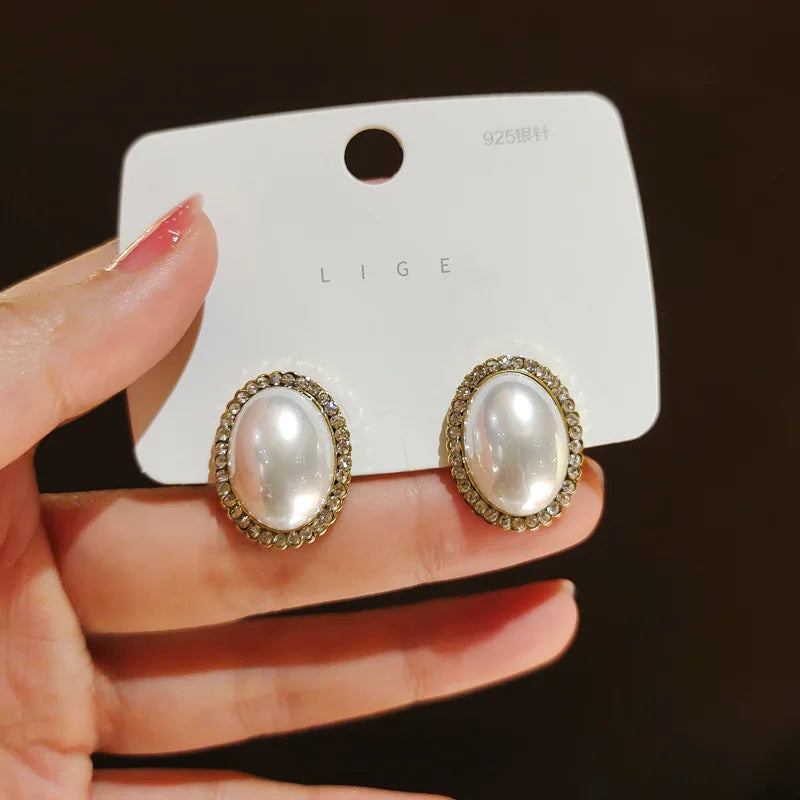 New High-end Atmosphere Decoration Shine Fashion Women Temperament Personality Exaggerated Earring Wedding Jewelry Birthday Gift