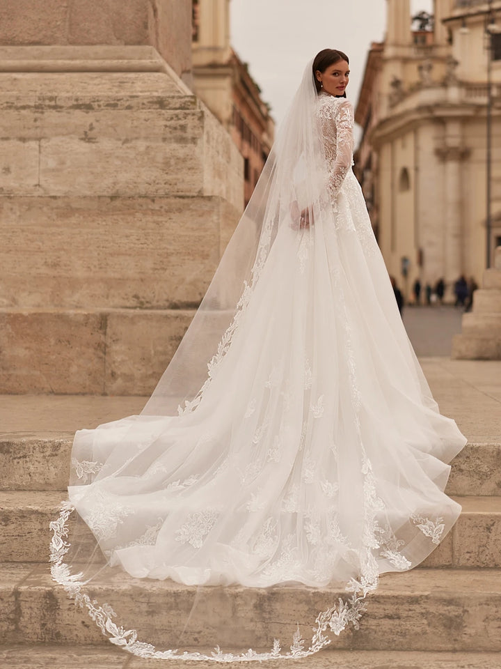 Glitter A-line Long Wedding Dress Modest High Collar Bride Robe Graceful Appliques Flower Bridal Gown Customized Robe De Mariée