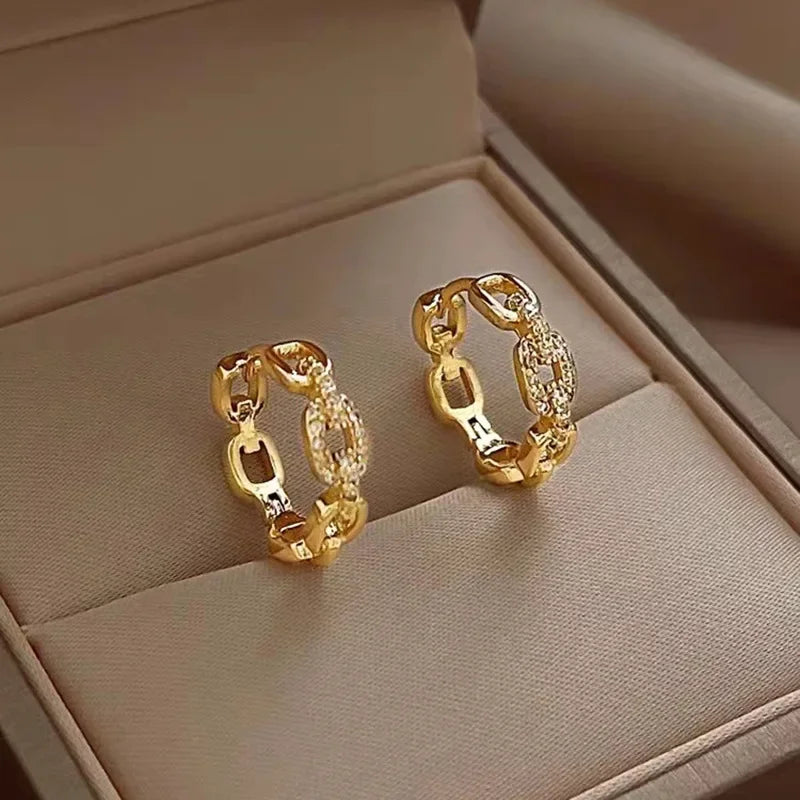 Delicacy 9999 24K genuine gold simple and elegant earrings interlocking earrings for women