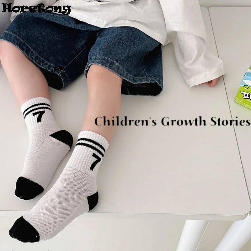 Horetong 4 Pairs/ Lot Letter Print Soft Breathable Cotton Kids School Sock Girls Boys Casual Black White Sports Children's Socks