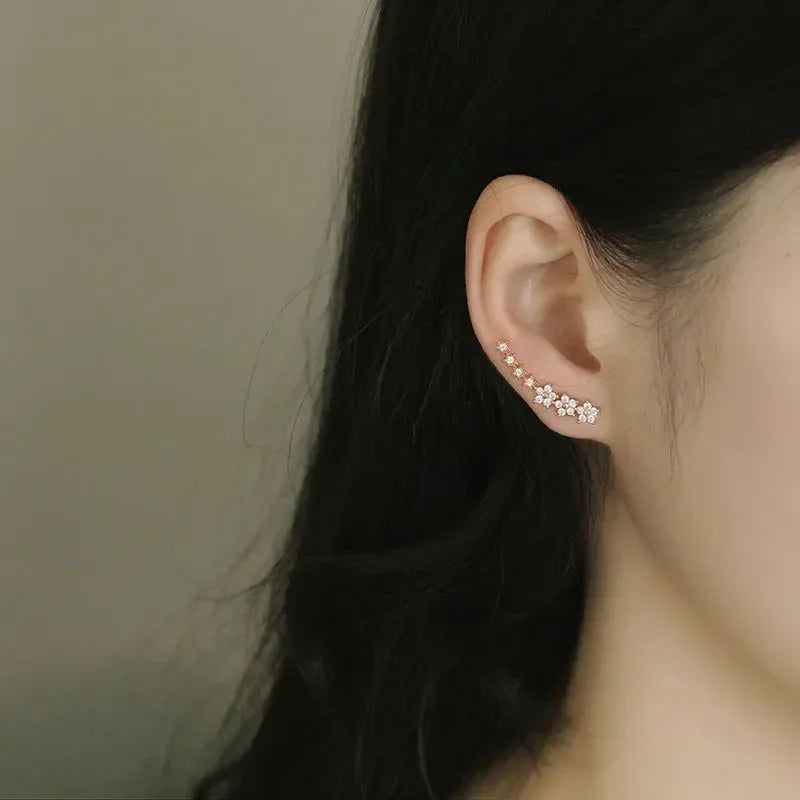1 Pair Shiny Zircon Star Flower Climbing Earrings for Women Exquisite Sliver Color Crystal Statement Earrings Jewelry Gifts