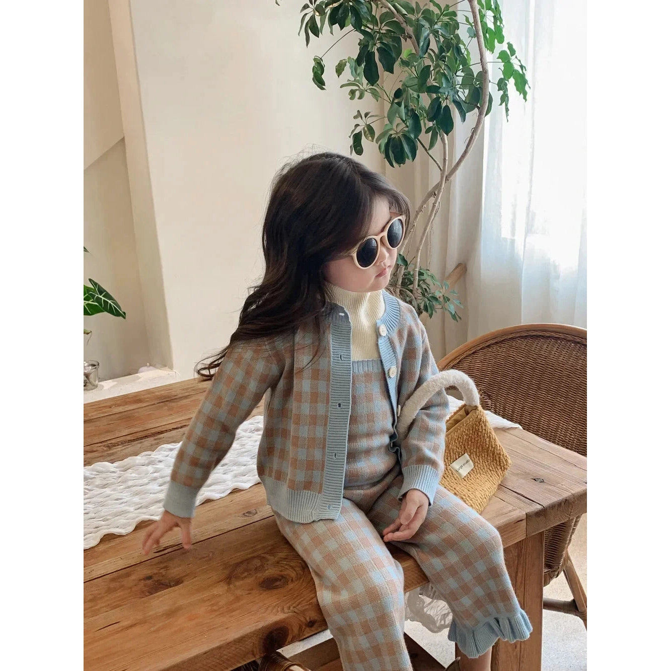 Children Clothing Set  Autumn New Fresh Plaid Girl's Knitted Set Sweater Cardigan +Vest+Pant Sweet Three Piece Suit