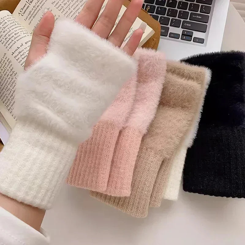 New Solid Color Plush Gloves Women in Autumn and Winter Warm Luxury Woolen Knitted