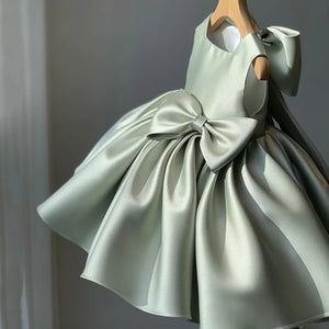 Customized Flower Baby Girls Wedding Birthday Bownot Dresses Clothing Toddler Kids Princess Party Ball Holy Communion Gown