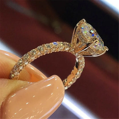 Fashion Crystal Engagement Claws Design Rings For Women Charms Princess Ring Round Bridal Female Wedding Jewelry Rings