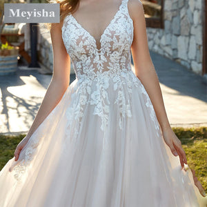 Customized ZJ6006 2024 Shiny Boho Wedding Dresses V-Neck Sparkly Lace Glitter Tulle Bride Gowns With Venice Applique