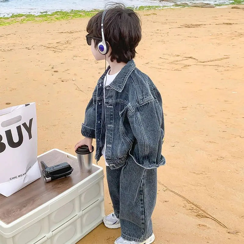 Baby Boys Jeans Sets Fashion Cool Coats Tops Wide Leg Pants 2025 Spring Autumn New Korean Style Childrens Two Piece Sets