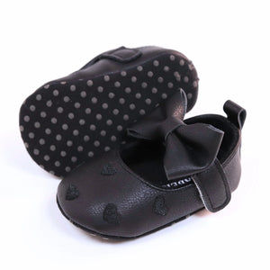 Baby girl toddler shoes baby embroidery love style baby's first pair of step shoes breathable non-slip fashion