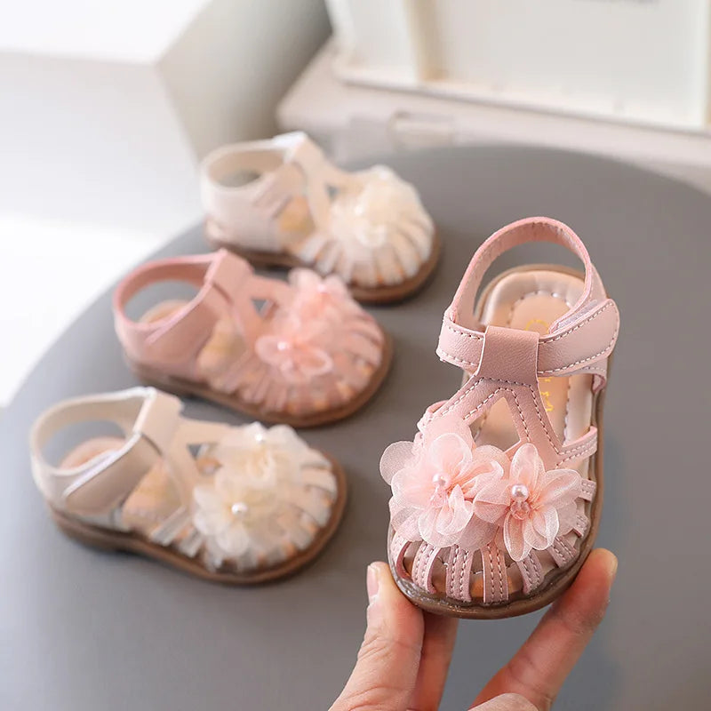 New Summer Kids Sandals Fashion Girls' Little Flower Princess Sandals Student Baby Soft Sole Flat Sandals Walking Shoes